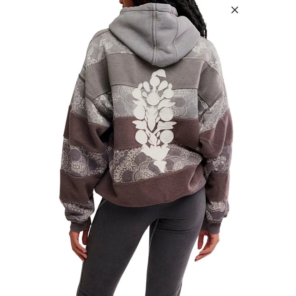 14. NWT Free People Movement Final Call Bandana Logo Hoodie